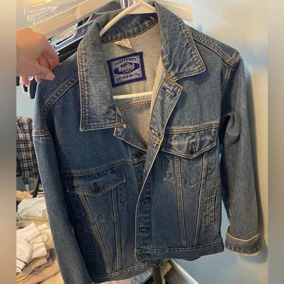 Vintage 90’s Hard Rock Cafe Denim Jacket - Picture 2 of 2